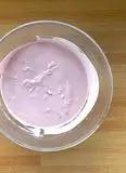 Immagine del passaggio 2 della ricetta Cheesecake di Macedonia di Yogurt alla Frutta Per questa Cheesecake senza cottura ho utilizzato dei