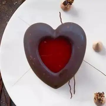 Ricetta Un cuore di cioccolato con lamponi di Ortensio