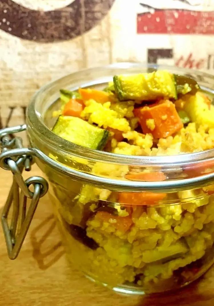 Ricetta Cous cous con curry e verdure saltate  di ledelizieditizy