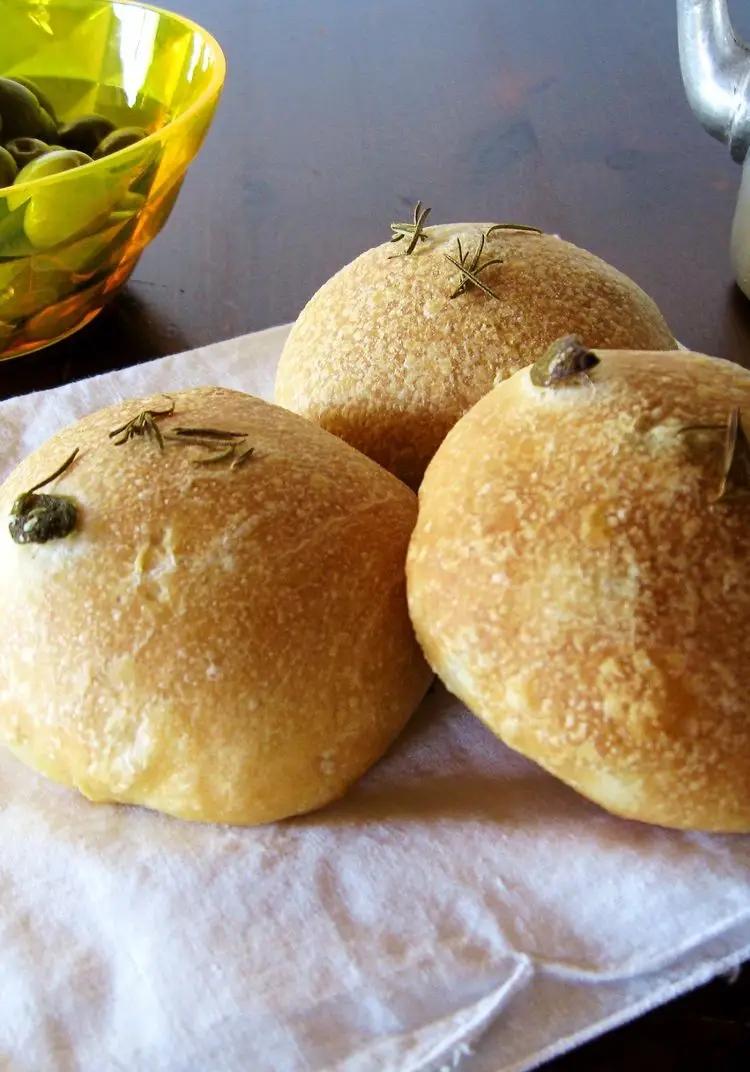Ricetta Panini alle olive con farina di farro di colombacolaneri
