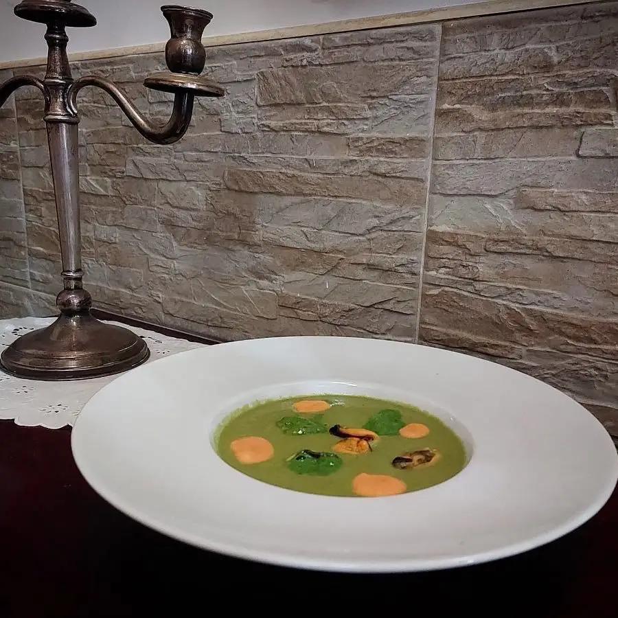 Ricetta Insalata liquida con cozze, salsa verde e maionese di pomodorini di savianonunzio