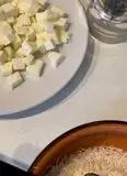 Immagine del passaggio 8 della ricetta Pasta e patate con fior di latte