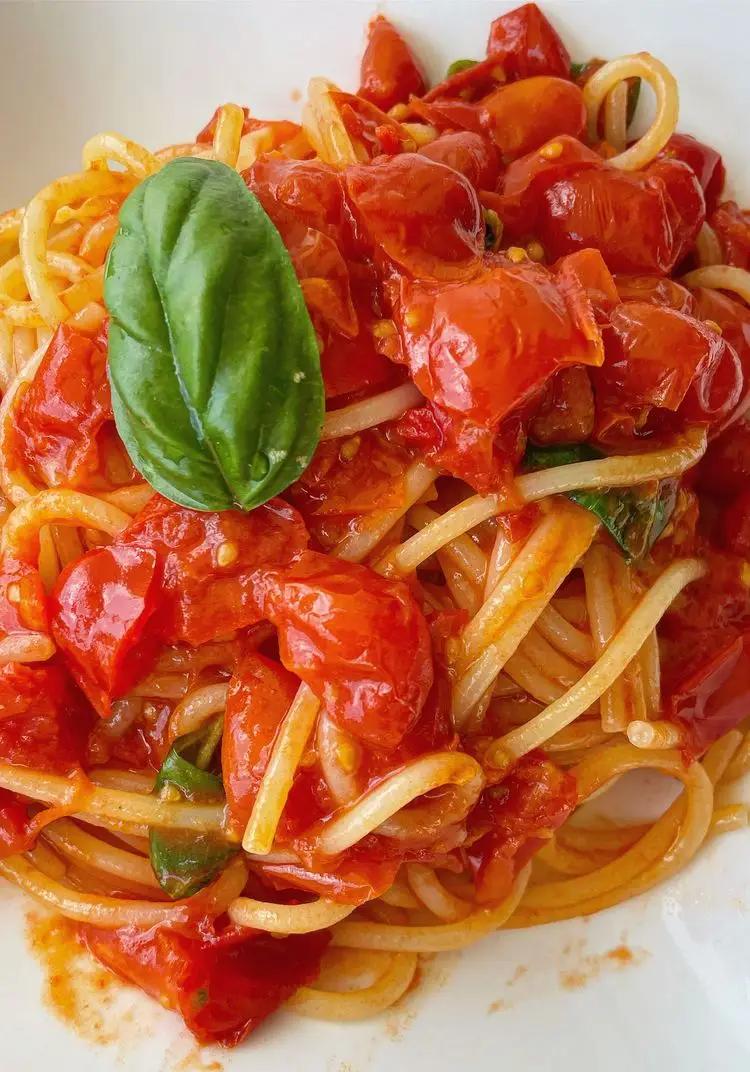 Ricetta Spaghetti al pomodoro fresco di fats_food