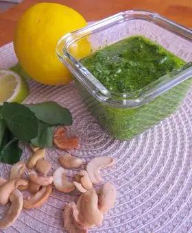 Immagine del passaggio 3 della ricetta Pesto di menta e limone