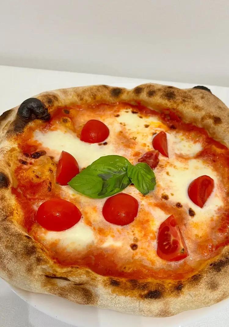 Ricetta Pizza napoletana (lievitazione 24h) di giuliettamen94