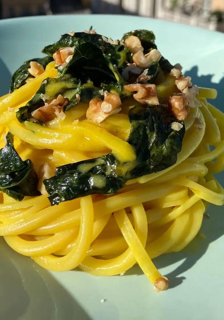 Ricetta Spaghetti alla crema di zafferano e cavolo nero😍 di ninnalemon