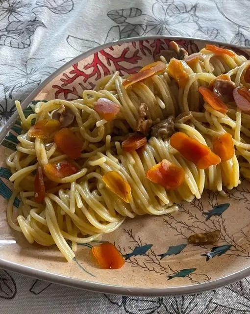 Ricetta Spaghetti con ricci di mare e bottarga di marco.cauli