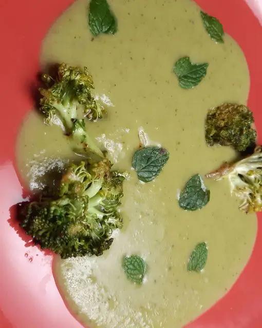 Ricetta Vellutata di piselli e broccoli di domenico.sant
