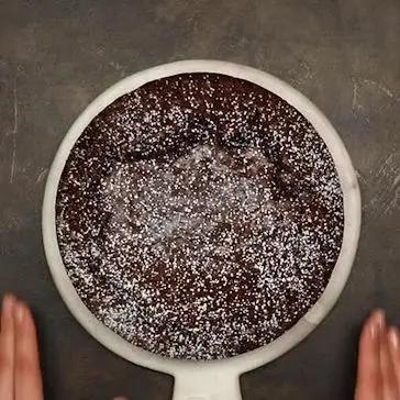 Immagine del passaggio 4 della ricetta Torta all’acqua cacao e cioccolato