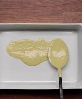 Immagine del passaggio 2 della ricetta Lasagna al pistacchio e mortadella con provola