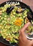 Immagine del passaggio 4 della ricetta Chicche di patate con cozze, broccoli e scorza di limone