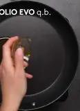 Immagine del passaggio 4 della ricetta Caramelle di pasta alla zucca ripiene di merluzzo
